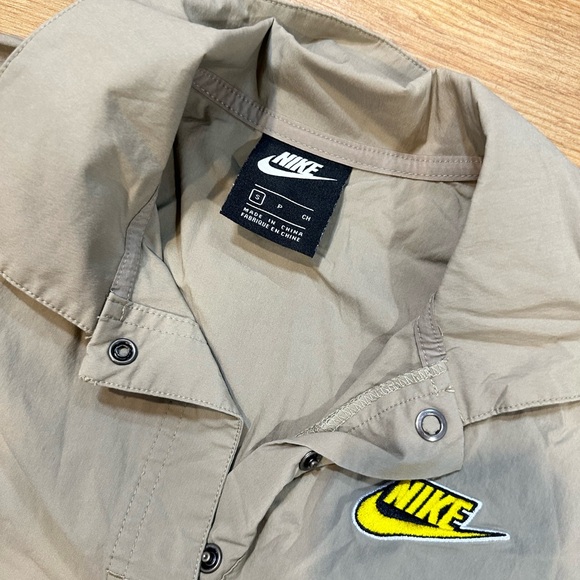 Nike jumpsuit - Picture 3 of 3